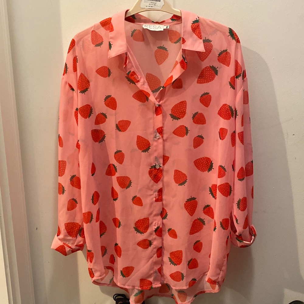 Amazing fun strawberry top